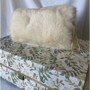 VTG 1940's Authentic Fur Hand Muff, White/Ivory